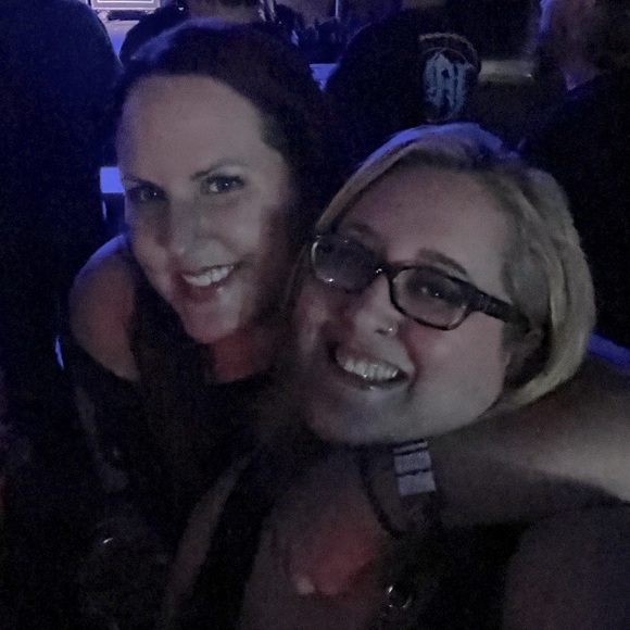 Meet your Posher, Dawn - Picture 11 of 14